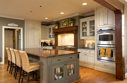 Modern Kitchen with Rustic Twist